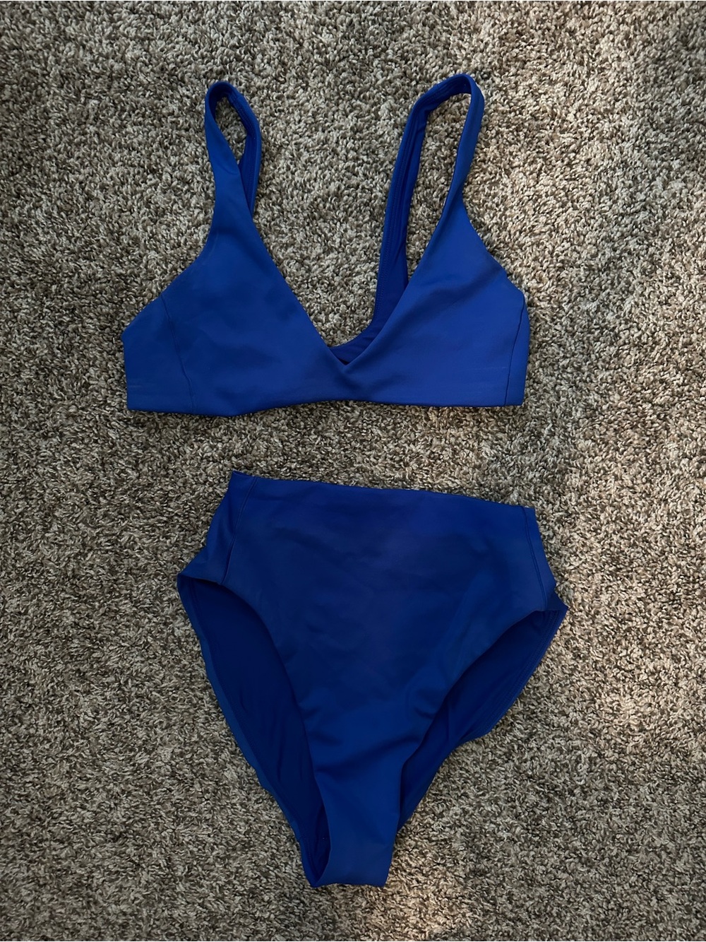 Left on Friday Bikini SEE DETAILS s top XS bottoms